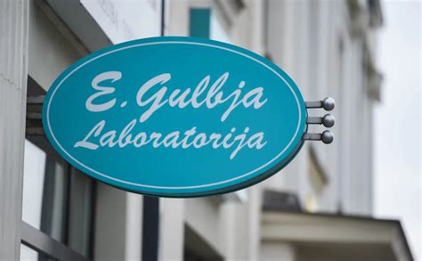 gulbja laboratorija pieraksts